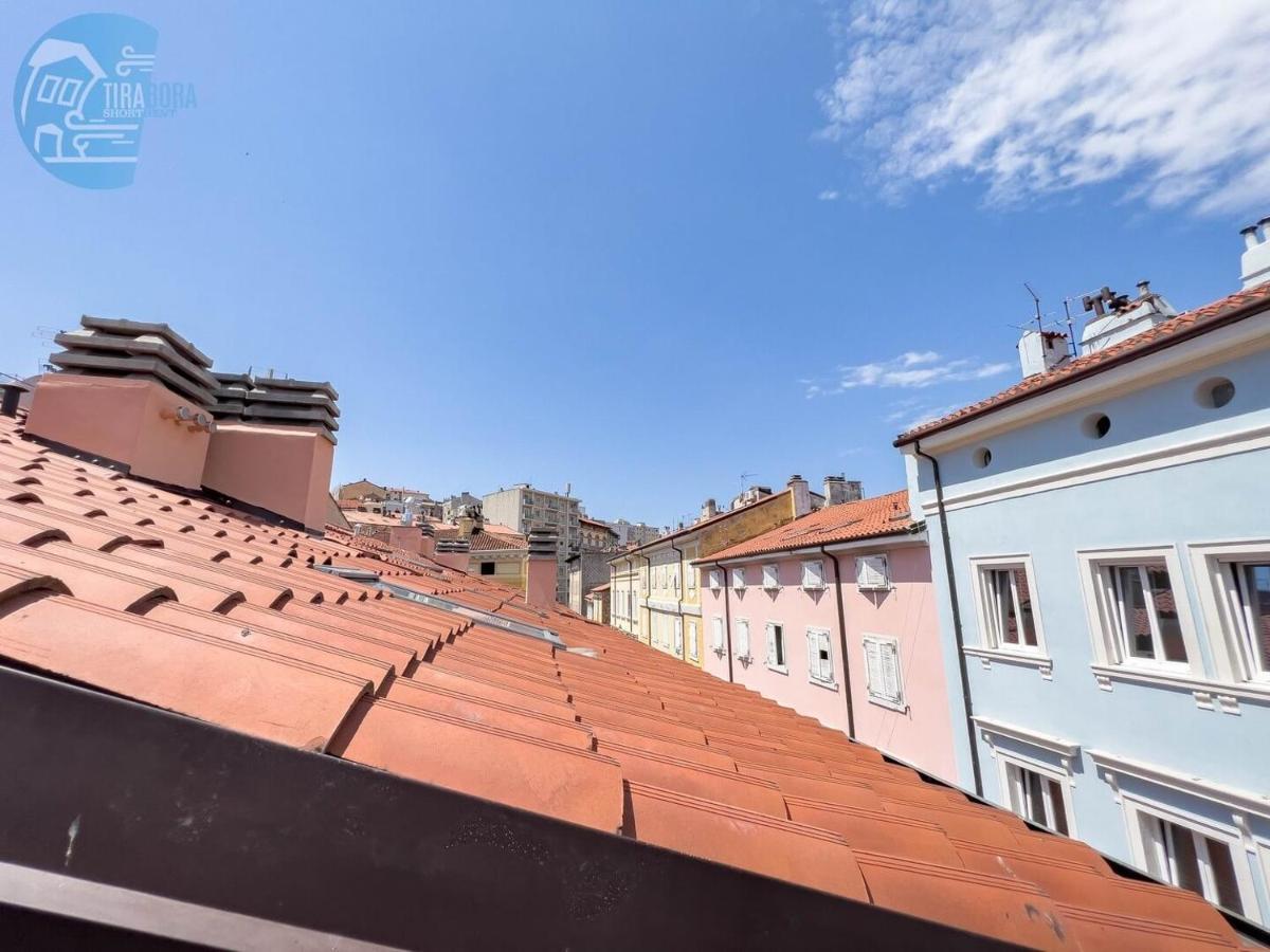 Corridoni 4C Tirabora Short Rent Apartment Триест Екстериор снимка